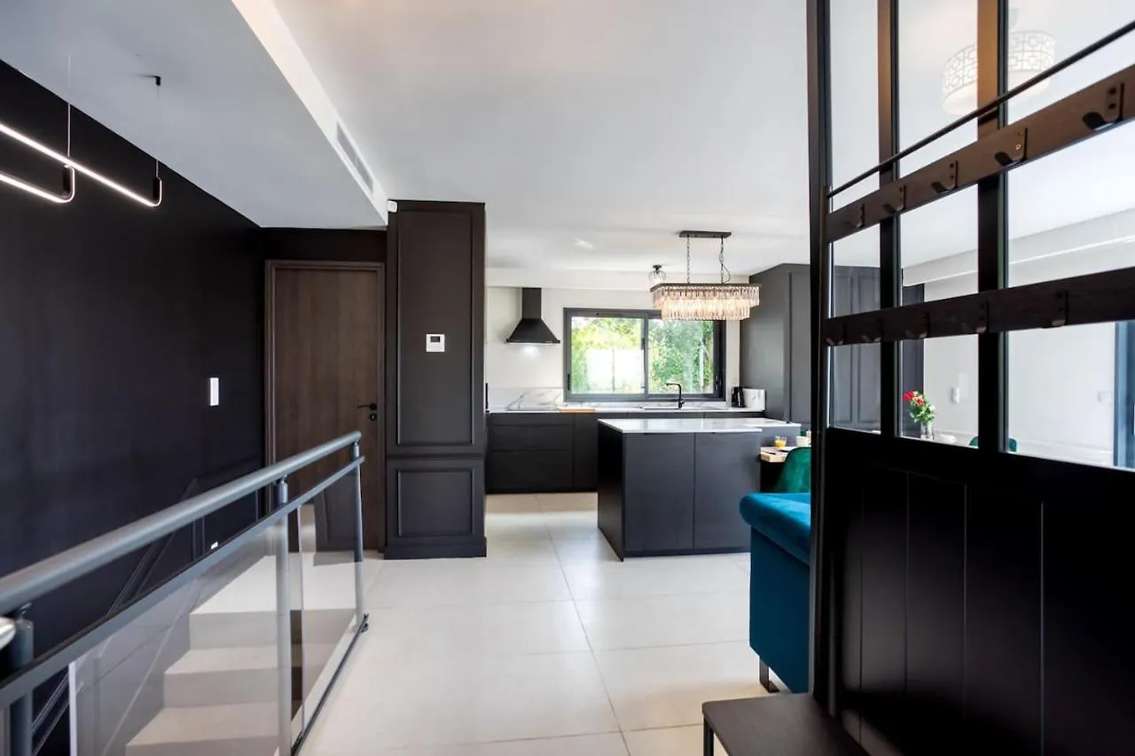 Villa Modern Super-Cannes Heated Pool, Parking, Clim, 7 Min To Cannes Beach ヴァロリス
