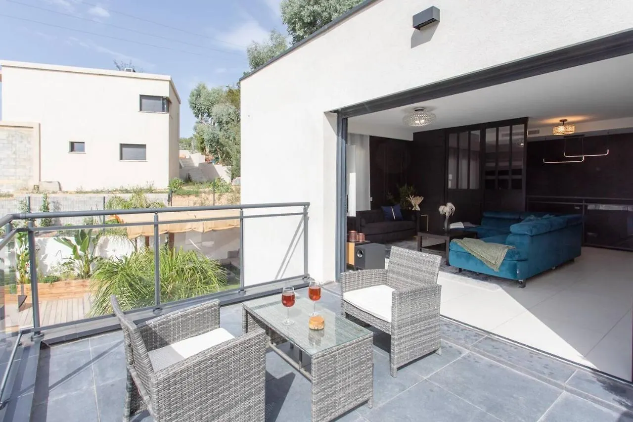 Villa Modern Super-Cannes Heated Pool, Parking, Clim, 7 Min To Cannes Beach ヴァロリス